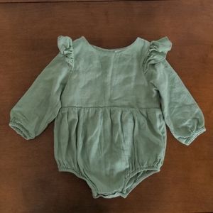 Sage Linen Ruffle Sleeve Romper 3-6m